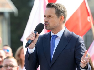 Jeśli Trzaskowski zostanie prezydentem, to dwukadencyjność zostanie zniesiona? Zaskakujące słowa posła KO