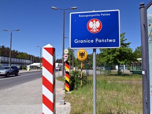 Czy Polska musi się zgodzić, czy tylko zostać poinformowana?. Niemiecki dziennik o odsyłaniu imigrantów