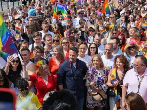 Niewygodne zdjęcie Trzaskowskiego. Wyborcza straszy sztab Nawrockiego pozwami