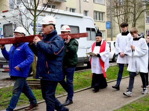 ,,Za Chrystusem z nadzieją w sercu”. Już dziś ulicami Gdańska przejdzie Droga Krzyżowa Ludzi Pracy
