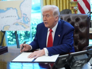 Donald Trump uspokaja: Zawsze będą przejściowe trudności