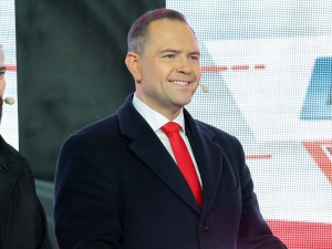 Nie możemy dopuścić do tego, żeby zwierzchnikiem Sił Zbrojnych był tchórz. Nawrocki o postawie Trzaskowskiego