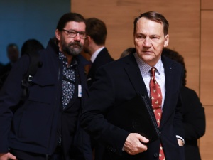 Ja bym poszedł. Radosław Sikorski uderzył w Trzaskowskiego