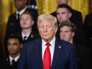 Donald Trump miał zablokować atak Izraela. Chodzi o irański program nuklearny