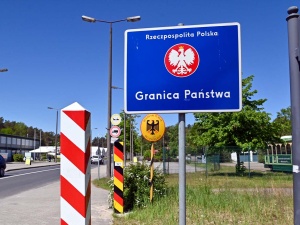 Niemcy coraz częściej wybierają Polskę. Oto powody