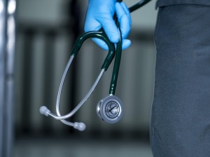 Gwiazda znanego kabaretu bardzo chora. Opublikowała krótki wpis 