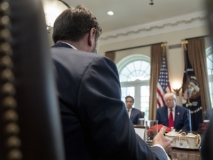 Niepokojący głos wiceprezydenta USA o wojnie na Ukrainie