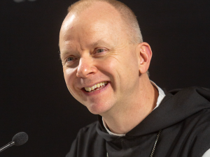Bp Varden: czy pomyśleliśmy o ciężarze, jaki spadnie na barki przyszłego papieża?