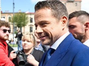 Najgorszy wynik Trzaskowskiego od początku kampanii. Nowy sondaż