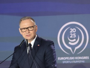 Tusk atakuje Andrzeja Dudę po zawetowaniu ustawy ws. składki zdrowotnej. Prezydent odpowiada