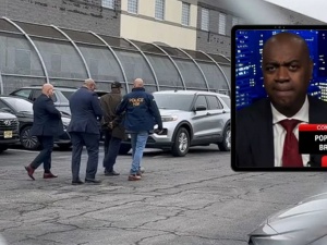 Burmistrz Newark aresztowany w ośrodku dla imigrantów