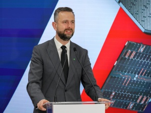 Polska z kontraktem na satelity. Kosiniak-Kamysz: Uzyskamy niezależność