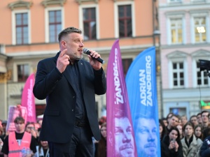 Przewodnik wyborczy TS – Adrian Zandberg