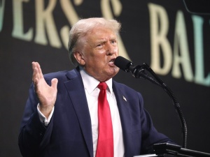 Trump zapowiedział rozmowy z Putinem i Zełenskim. Padła data
