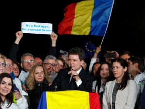 Rumunia: Wybory prezydenckie wygrał burmistrz Bukaresztu Nicusor Dan