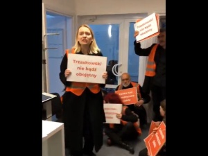 Ostatnie Pokolenie rozpoczęło okupację siedziby sztabu Rafała Trzaskowskiego