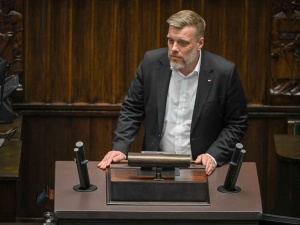 Zandberg odrzucił zaproszenie Trzaskowskiego. Nie poprę żadnego z kandydatów