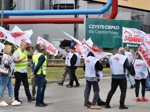 Solidarność protestowała przed elektrociepłownią Fortum Power and Heat w Częstochowie