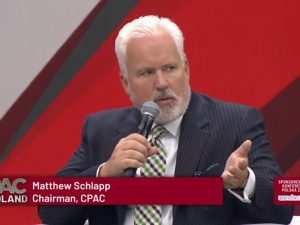 Matthew Schlapp na CPAC Polska: Lewica chciała, by Amerykanie pozbyli się tożsamości, wiary i historii 