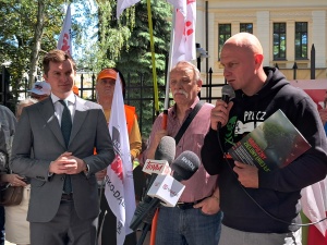 Bartłomiej Mickiewicz: Bruksela nie może narzucać zasad organizowania naszych przedsiębiorstw i miejsc pracy