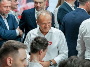 Rząd Tuska usiłował ukryć to przed wyborami? Telewizja Republika ujawnia: Wielki transport broni na Podkarpaciu