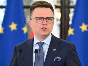 Hołownia chce natychmiastowych zmian w rządzie i stawia żądania. Tusk ma inne plany
