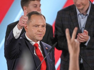 Polacy nie chcą wprowadzenia euro. Politico: Z Nawrockim to jeszcze mniej realne