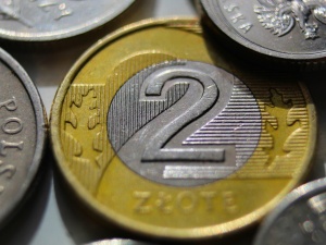 Rząd spiera się o minimalne wynagrodzenie. Wzrost o ok. 4 zł?