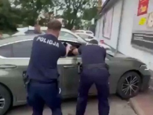 Strzelanina pod Biedronką. Wiadomo, kim jest zatrzymany mężczyzna