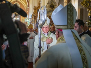 Ingres bp. Arkadiusza Okroja do katedry toruńskiej