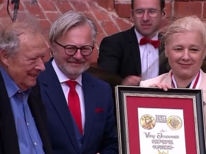 Michnik chce budować z Trzaskowskim międzynarodówkę