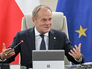 Czy Tusk powinien podać się do dymisji? Polacy odpowiedzieli [SONDAŻ]