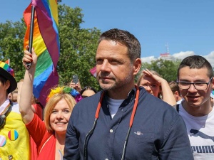Trzaskowski pojawił się Paradzie Równości: Trzeba promować tolerancję