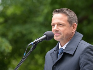 Złe wieści dla sztabu Trzaskowskiego. Zmiany w rządzie coraz bliżej