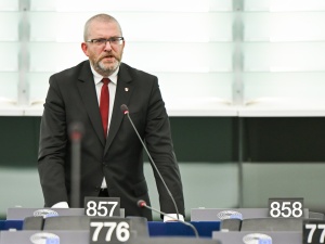 Der Spiegel o Grzegorzu Braunie: Sieje spustoszenie