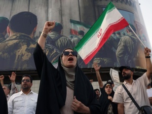 Czekają nas ataki terrorystyczne w Europie? Iran wzywa do akcji imigrancki gang