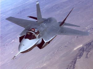 Samoloty  F-35 na polskim niebie. Szczyt NATO w Hadze
