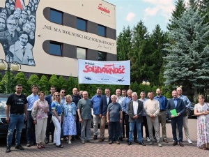 Niepokojący sygnał dla całego sektora. Zarząd Regionu Rzeszowskiego NSZZ S oburzony unieważnieniem przetargu na Black Hawki