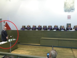 Bodnar przybył na posiedzenie Izby Kontroli Nadzwyczajnej i Spraw Publicznych. Został zezłomowany