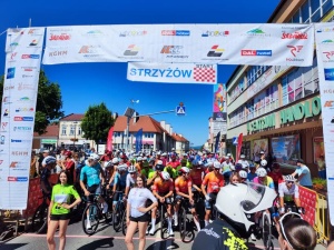 Ruszyli! Po raz 36. wystartował Międzynarodowy Wyścig Kolarski Solidarności i Olimpijczyków
