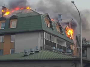 Komunikaty o skażeniu powietrza w Ząbkach. Reakcja ludzi: Jak na pikniku