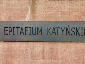 Startuje proces beatyfikacyjny kapelanów katyńskich