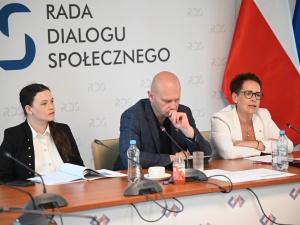 „Czas przywrócić odpowiednią rangę urzędnikom”. W ramach RDS dyskutowano o strategii zarządzania zasobami ludzkimi w służbie cywilnej