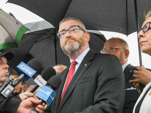 Pierwszy raz zapytano o partię Brauna. Jest nowy sondaż