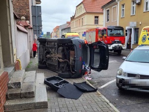 Kierowca wjechał w grupę ludzi. Dramat w Chełmnie