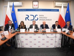 Wzrost wynagrodzeń w budżetówce. Mamy mocny głos strony społecznej RDS