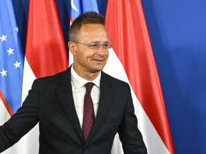 Szef węgierskiego MSZ o odwołaniu polskiego ambasadora: Obecny rząd Polski jest za wojną, my za pokojem