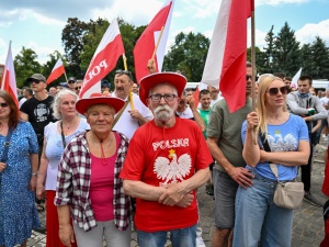 Polemika z listem pasterskim kard. Grzegorza Rysia ws. migrantów: Nie jesteśmy tchórzami