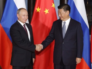 Za półtora roku wojna z Chinami i Rosją? Generał NATO ostrzega