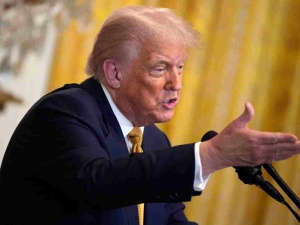 Donald Trump o Karolu Nawrockim: Wygrał, bo naprawdę kocha Polaków 